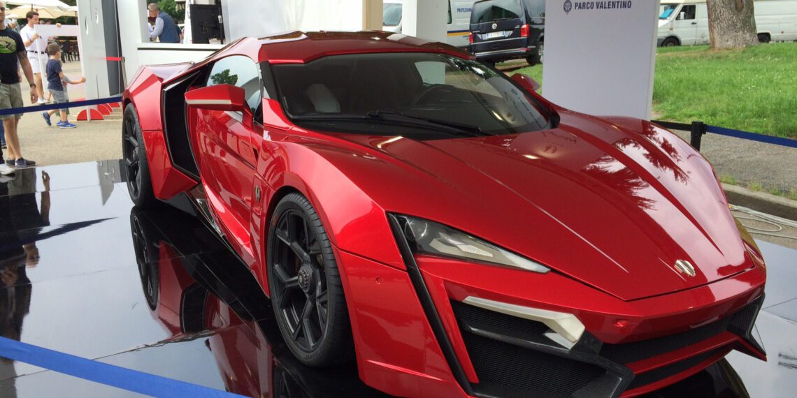 Lykan HyperSport Vermelho.